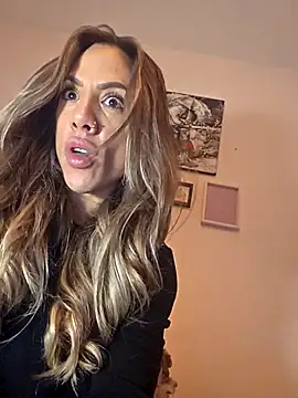 Miss J888 online show from 11.26.25