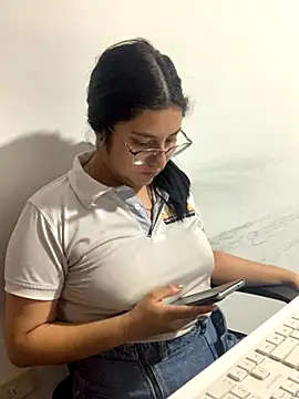 Velma star online show from 09.18.25