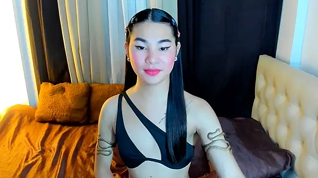 Snapshot of hotjessieempress chatting on 11.23.25 hotjessieempress online show from 11.23.25