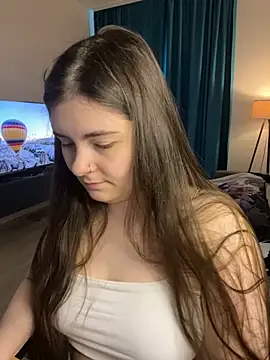 Lovely Waifu online show from 05.05.26