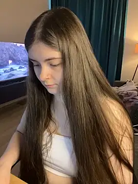 Lovely Waifu online show from 05.06.26