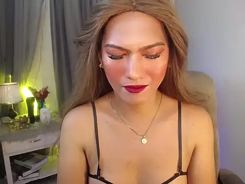 Queensabbyvee online show from 11.04.25