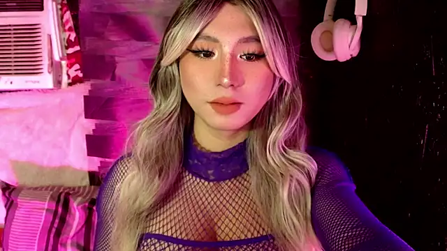 UrhotlucyTS online show from 11.08.25