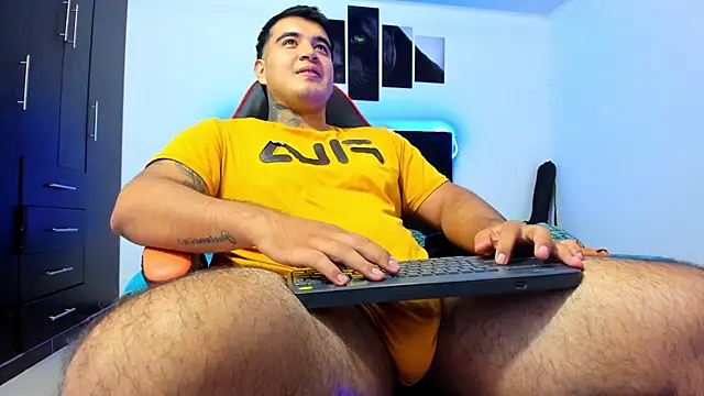 Snapshot of thiago__cp01 chatting on 02.26.26 thiago cp01 online show from 02.26.26