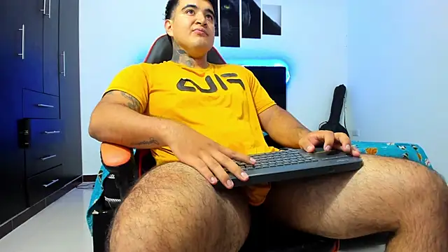 Snapshot of thiago__cp01 chatting on 03.02.26 thiago cp01 online show from 03.02.26