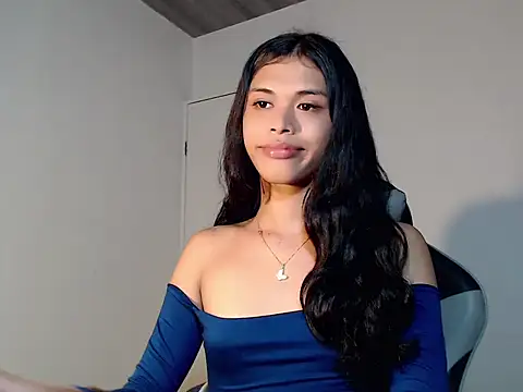 urcurlydiva online show from 12.19.25