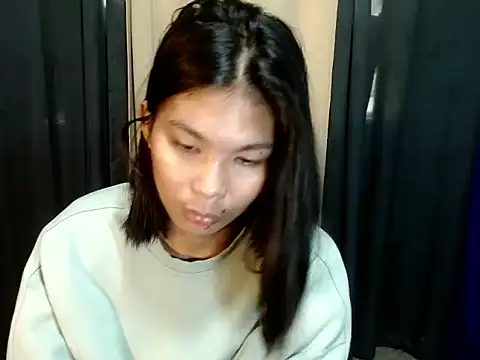 Snapshot of laura_leeforever chatting on 06.05.26 laura leeforever online show from 06.05.26