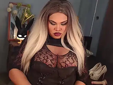 Snapshot of KitSmithCumerr chatting on 09.13.25 KitSmithCumerr online show from 09.13.25