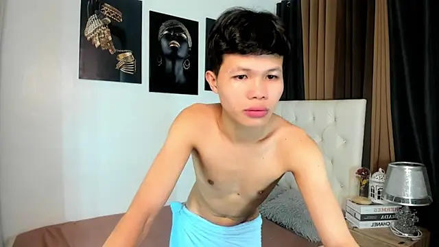 crazyasiantwink online show from 10.12.25