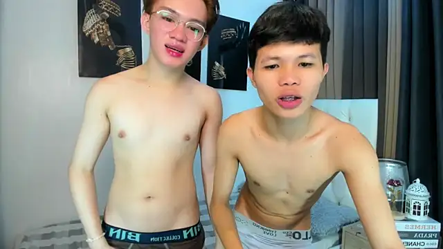 crazyasiantwink online show from 10.21.25