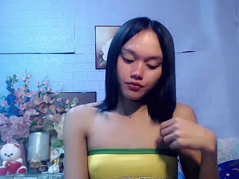 Snapshot of sexybabewarrior chatting on 05.13.26 sexybabewarrior online show from 05.13.26
