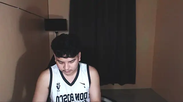 Snapshot of Prince_Killian chatting on 10.03.25 Prince Killian online show from 10.03.25