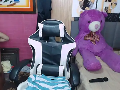 Raffa ella69 online show from 04.17.26