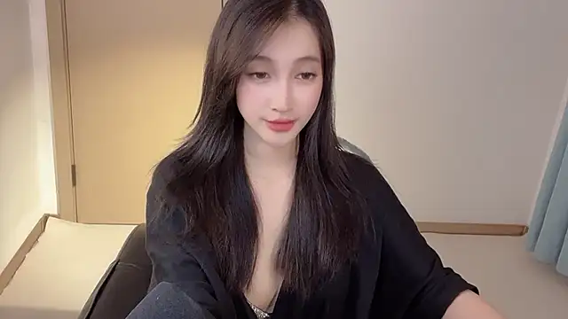 Seraphina-se online show from 10.12.25