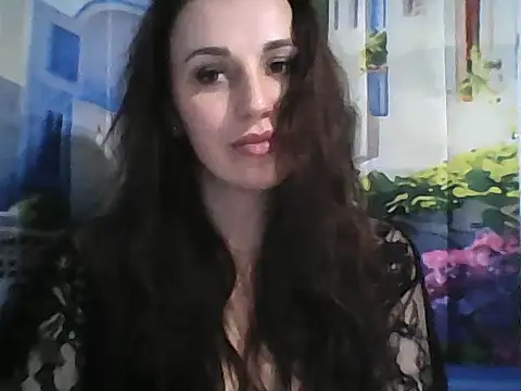 Snapshot of Qinini chatting on 02.14.26 Qinini online show from 02.14.26