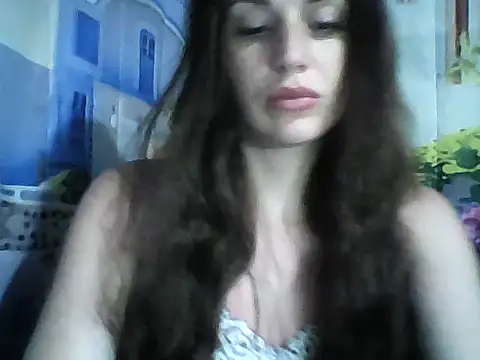 Snapshot of Qinini chatting on 06.12.26 Qinini online show from 06.12.26