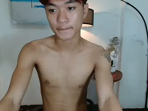 ur little secret online show from 10.05.25