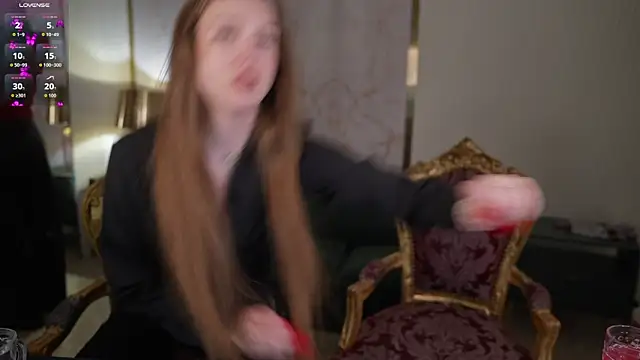 Snapshot of Selena_Glow chatting on 04.16.26 Selena Glow online show from 04.16.26