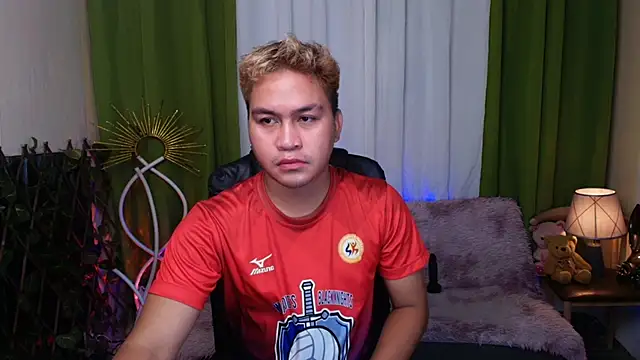 Snapshot of Asian_jayeel chatting on 06.10.26 Asian jayeel online show from 06.10.26