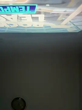 Snapshot of aavrdvh33 chatting on 09.17.25 aavrdvh33 online show from 09.17.25