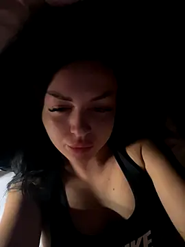 KenyaCruz online show from 10.05.25