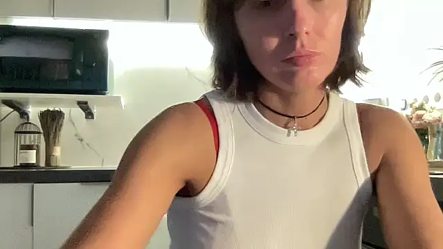 Snapshot of Gidelii chatting on 10.12.25 Gidelii online show from 10.12.25