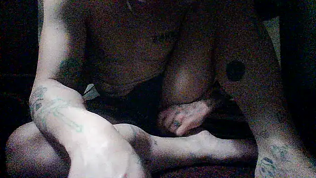 Snapshot of RivslRabbit chatting on 02.11.26 RivslRabbit online show from 02.11.26