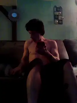 Snapshot of RivslRabbit chatting on 04.02.26 RivslRabbit online show from 04.02.26