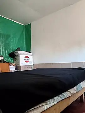 Snapshot of Tinh0t chatting on 11.15.25 Tinh0t online show from 11.15.25