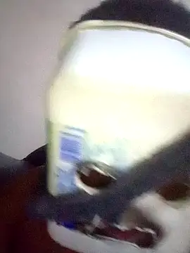 Snapshot of OnlyMoneyIwanT chatting on 09.30.25 OnlyMoneyIwanT online show from 09.30.25