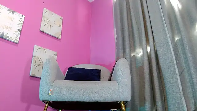 Snapshot of emily_ox0 chatting on 03.11.26 emily ox0 online show from 03.11.26