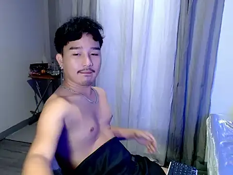 Snapshot of cute_richard24 chatting on 06.26.26 cute richard24 online show from 06.26.26