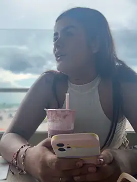 Kaily Sweet16 online show from 11.10.25