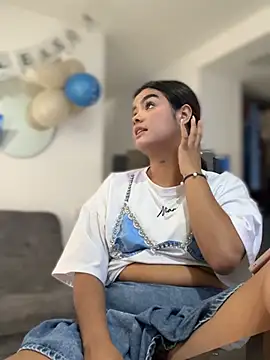 Kaily Sweet16 online show from 03.10.26