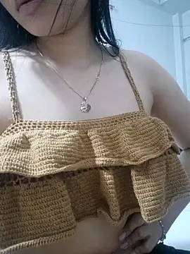 Snapshot of Suna_Lina chatting on 09.20.25 Suna Lina online show from 09.20.25