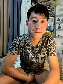 Snapshot of xshyboyx chatting on 09.14.25 xshyboyx online show from 09.14.25