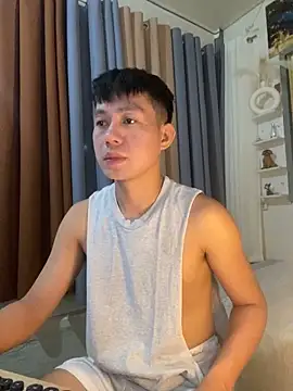 xshyboyx online show from 10.27.25