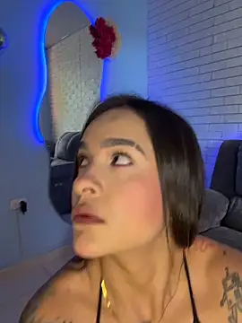 Im Fernanda online show from 11.10.25