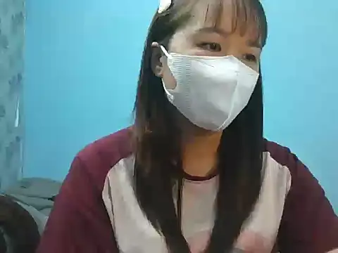 Snapshot of Hachi077 chatting on 09.25.25 Hachi077 online show from 09.25.25