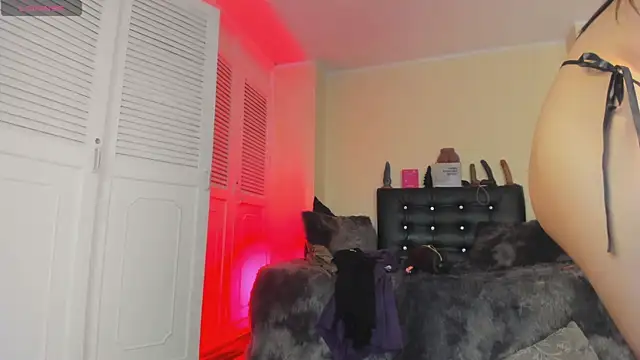 Draculairis online show from 09.19.25