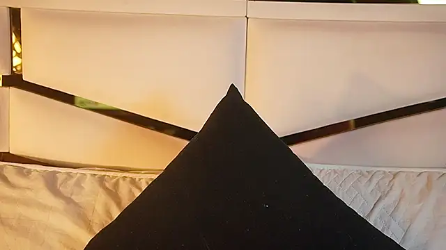 ambar rosse25 online show from 09.22.25