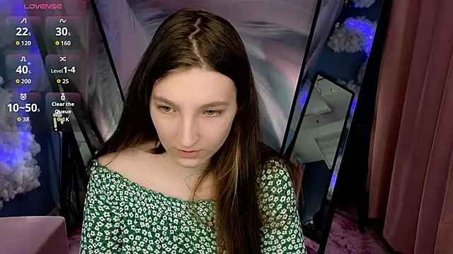 Mia Myles online show from 12.14.25