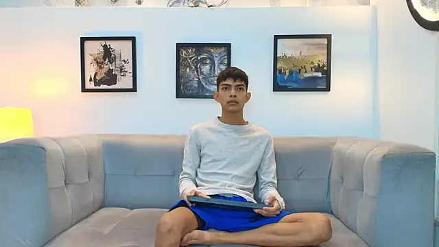 PRETTY SEX1 online show from 01.08.26