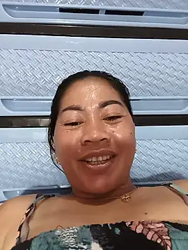 Snapshot of sexybitch_02 chatting on 07.19.26 sexybitch 02 online show from 07.19.26