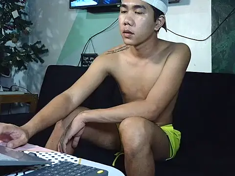 Snapshot of Darkevion chatting on 10.13.25 Darkevion online show from 10.13.25