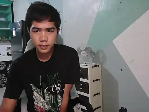 Snapshot of Darkevion chatting on 02.24.26 Darkevion online show from 02.24.26