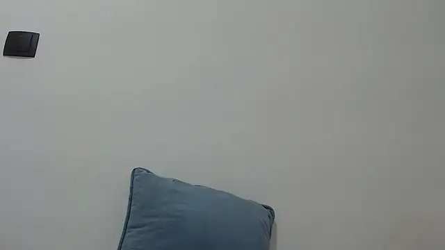 Snapshot of Maryem637048 chatting on 03.19.26 Maryem637048 online show from 03.19.26