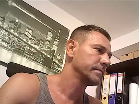 Snapshot of mastercharisma35 chatting on 09.12.25 mastercharisma35 online show from 09.12.25