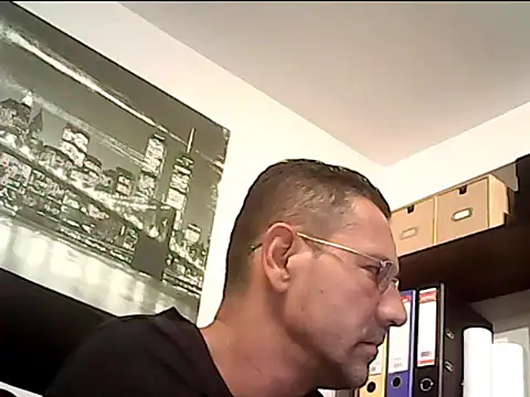 Snapshot of mastercharisma35 chatting on 09.22.25 mastercharisma35 online show from 09.22.25