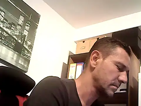 Snapshot of mastercharisma35 chatting on 09.30.25 mastercharisma35 online show from 09.30.25